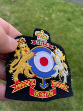Load image into Gallery viewer, Mod Roundel Blazer Badge
